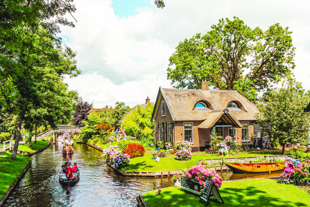 Giethoorn village Netherlands by My Next Pin
